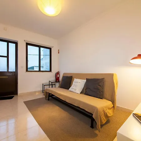 B16 - Casa Dos Montes In * Alvor